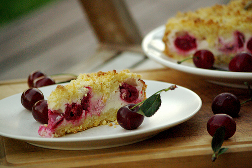 Mandline purukook kirsside ja mascarponega