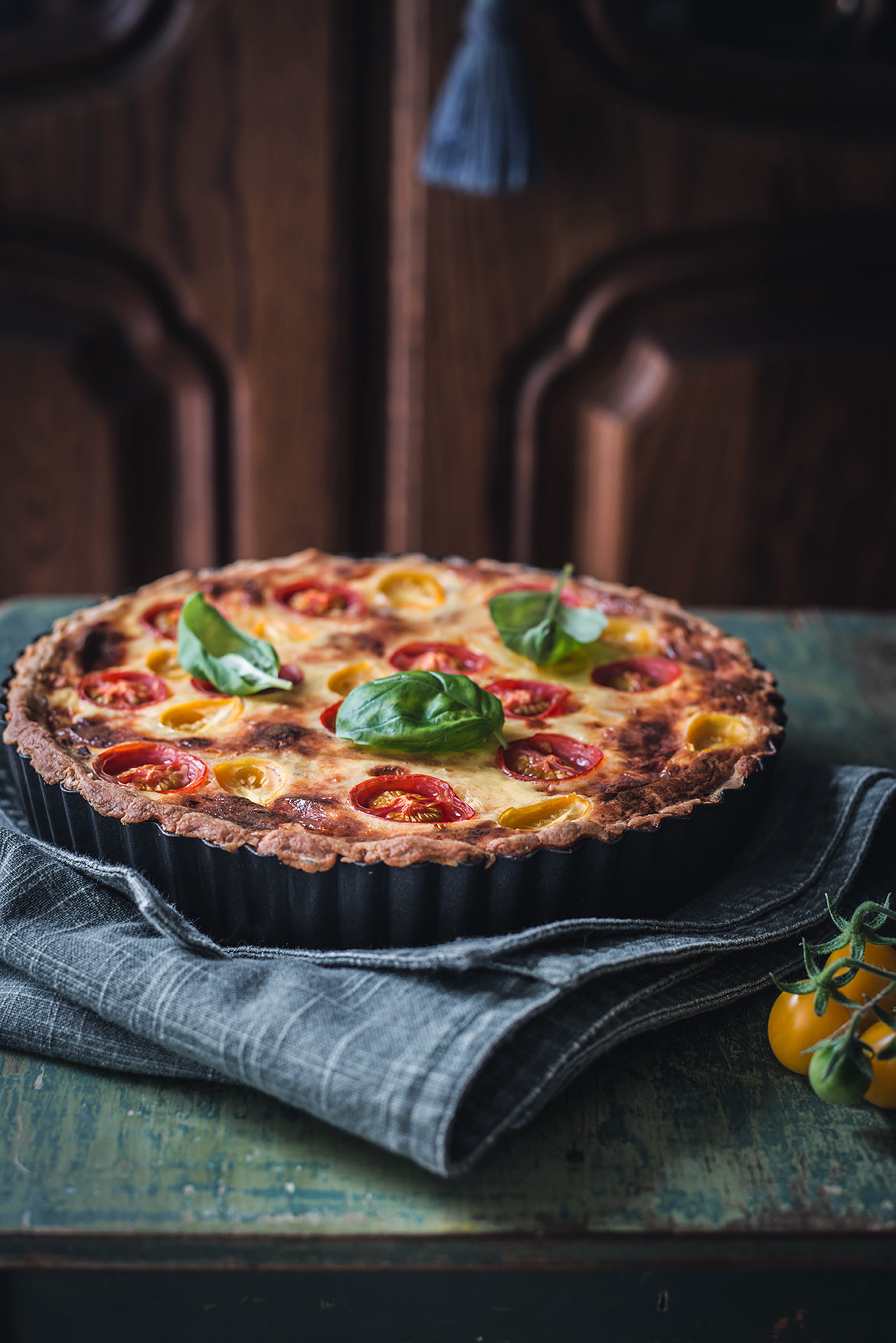 Lahtine seene-tomatipirukas