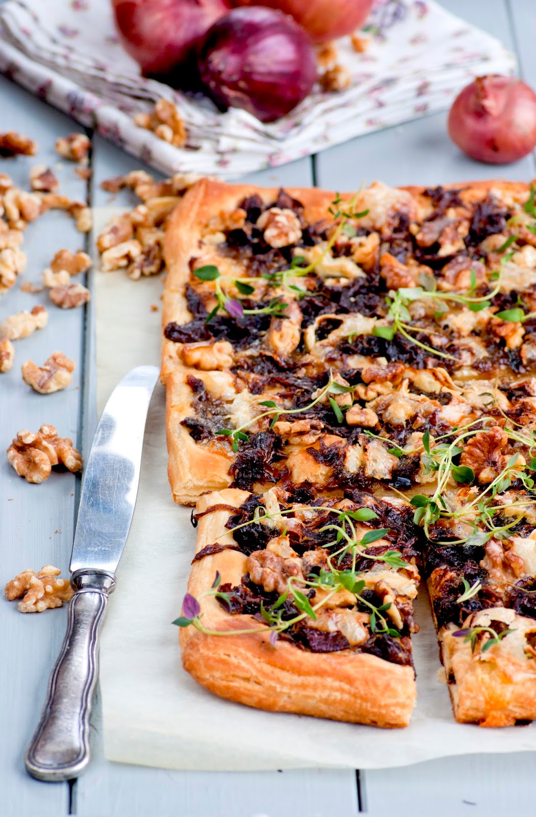 Sibulapirukas Brie juustuga