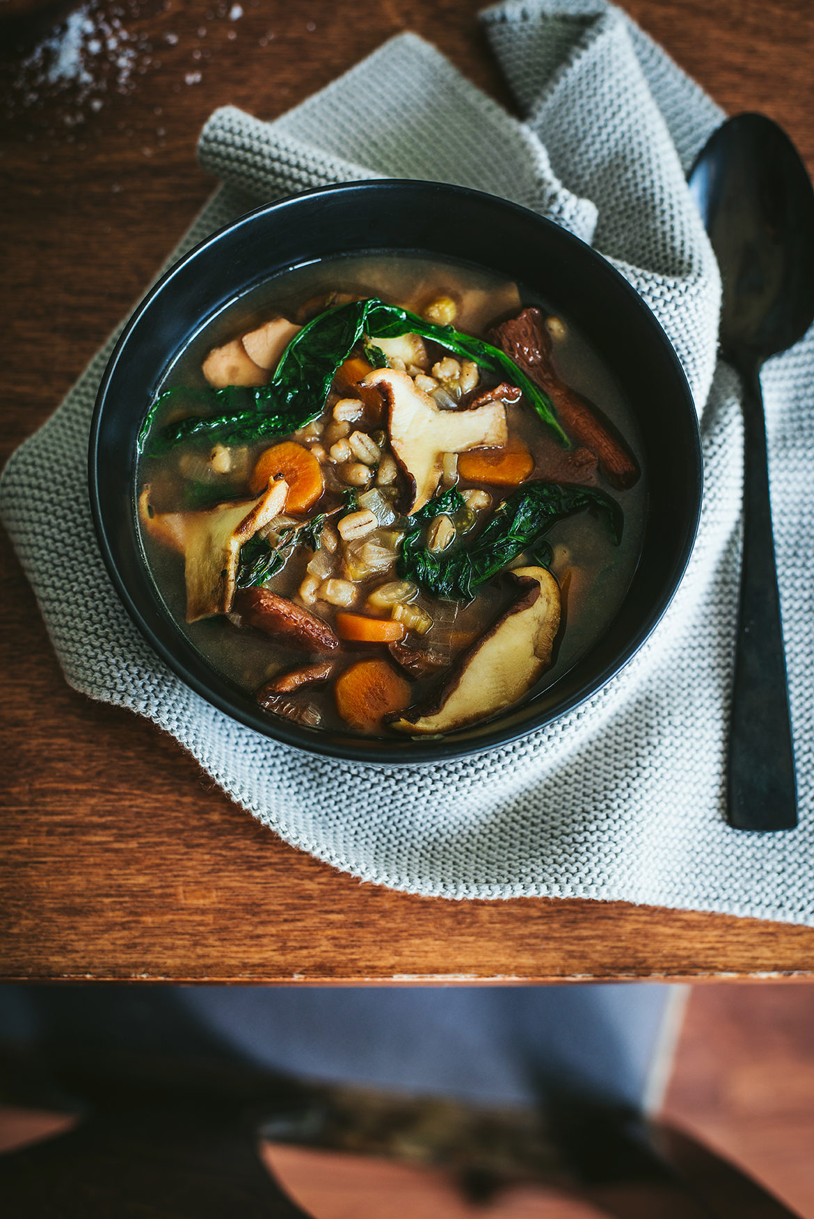 Seene-kruubisupp lehtkapsaga