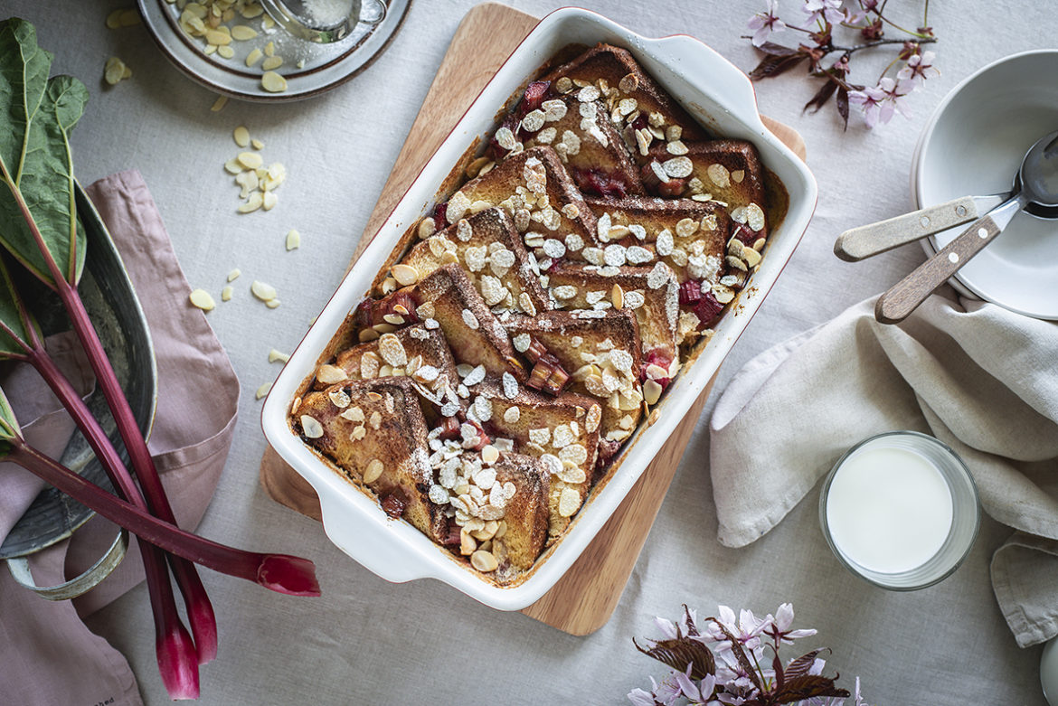 Saiavorm rabarberiga