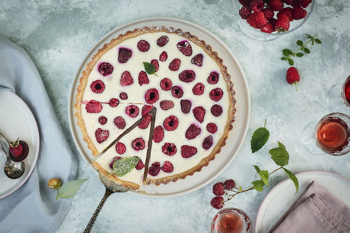 Kohupiima-vaarikakook